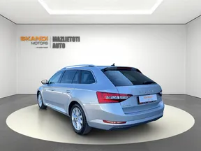 Škoda Superb Combi 2022