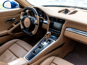 Porsche 911 Carrera 2013