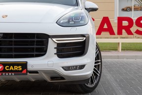 Porsche Cayenne GTS 2016