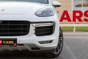 Porsche Cayenne GTS 2016