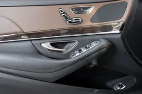 Mercedes-Benz S-Class 320 2020