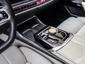BMW 7 Series 760 2023