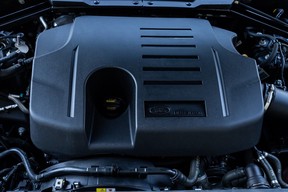 Land Rover Defender 110 2024