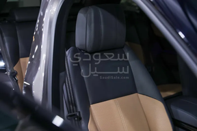 Land Rover Range Rover Velar 2025