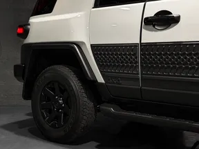 Toyota FJ Cruiser 2023