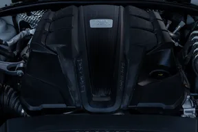 Porsche Macan S 2024