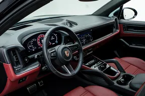 Porsche Cayenne GTS 2025