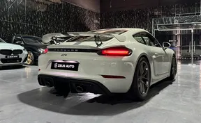 Porsche Cayman 718 GT4 2020
