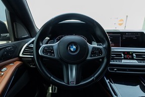 BMW X7 40i 2021