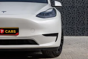 Tesla Model Y Standard Range 2023