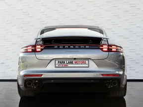 Porsche Panamera 2020