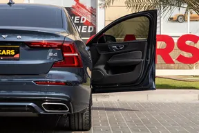 Volvo S60 2022