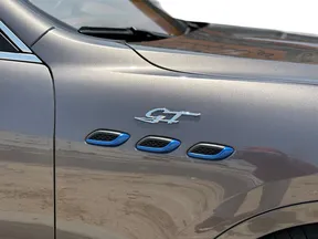 Maserati Levante Hybrid 2022