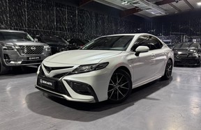 Toyota Camry 2024