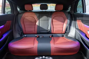 Mercedes-Benz GLC 200 2023