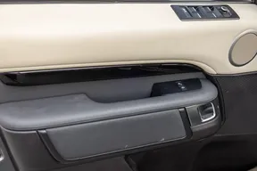 Land Rover Discovery 2019