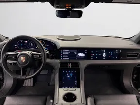 Porsche Taycan 2023