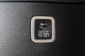 Jeep Grand Wagoneer 2023