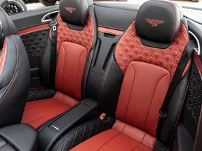 Bentley Continental GTC 2023