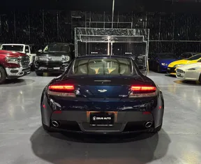 Aston Martin V8 Vantage 2014
