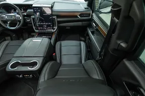 GMC Yukon XL 2500 2025
