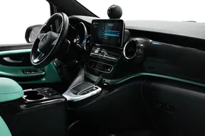 Mercedes-Benz V-Class 250 2023