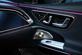 Mercedes-Benz E-Class 300 2025