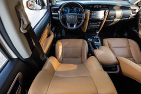 Toyota Fortuner 2023