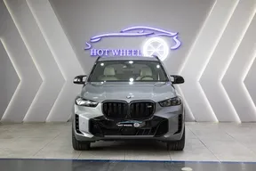 BMW X5 M60 2025