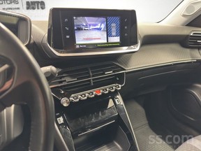 Peugeot 2008 2021