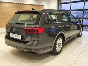 Volkswagen Passat 2021