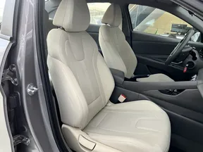 Hyundai Elantra / Avante 2023