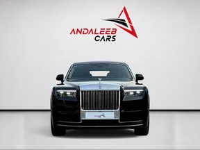 Rolls-Royce Phantom 2025