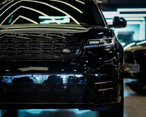 Land Rover Range Rover Velar 2025