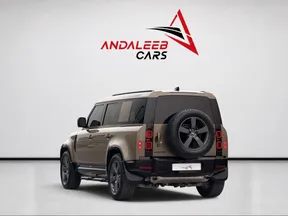 Land Rover Defender 110 2025