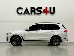 BMW X7 40 2022