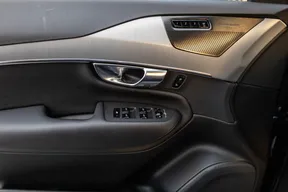 Volvo XC90 B5 2022