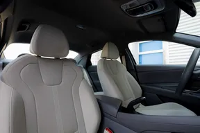 Hyundai Elantra / Avante 2023