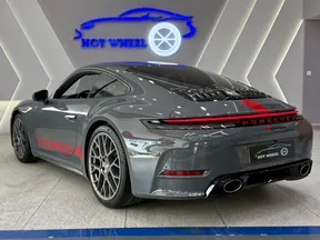 Porsche 911 Carrera 2025