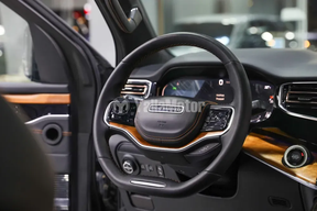 Jeep Grand Wagoneer 2023