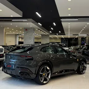 Ferrari Purosangue 2025