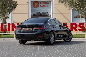BMW 3 Series 330 2019