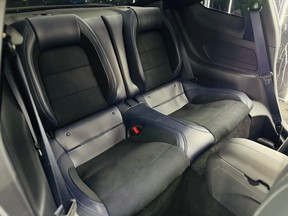 Ford Mustang Dark Horse 2024