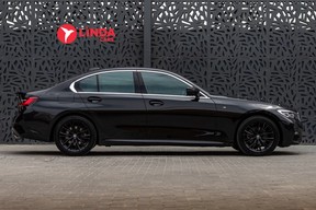 BMW 3 Series 320 2021