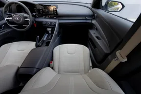 Hyundai Elantra / Avante 2023