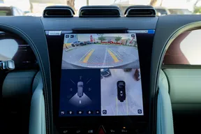 BYD Yangwang U8 2024