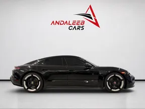 Porsche Taycan 2023