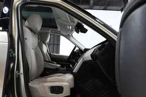 Land Rover Discovery 2020