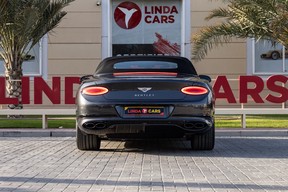 Bentley Continental GTC 2022