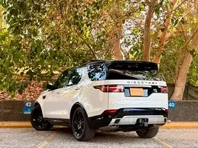 Land Rover Discovery 2020